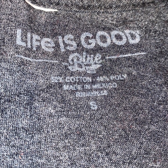 Carolina Gamecocks Grey Tee Shirt Top Life is Good Small - Picture 3 of 3